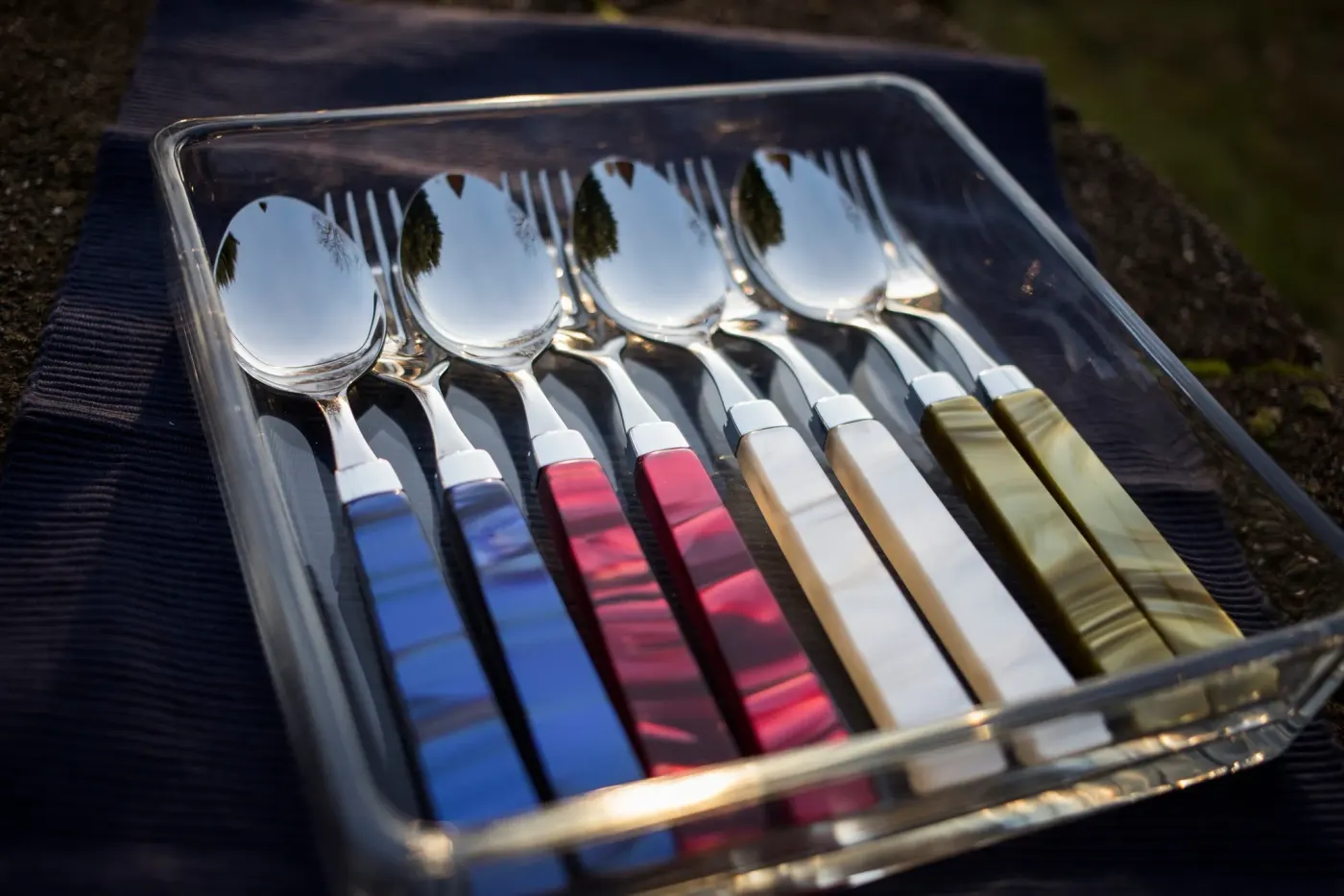 European lifestyle and design tableware distributed by Yicai